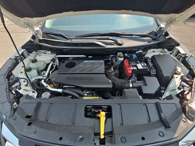 Used 2024 Nissan Rogue SV AWD/4WD image 29