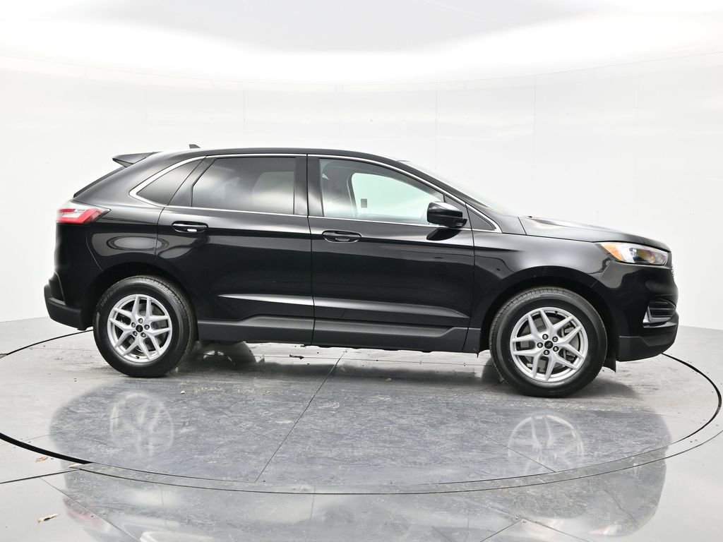 Certified 2024 Ford Edge SEL w/ Convenience Package image 4
