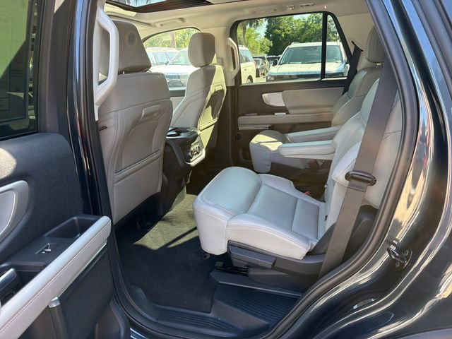 Certified 2025 Ford Expedition Active RWD image 27