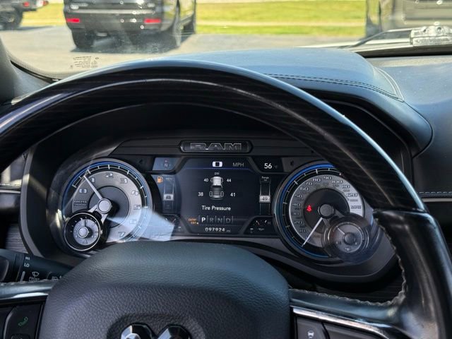Used 2022 RAM 1500 Limited AWD/4WD image 9