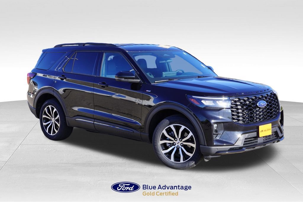 Certified 2025 Ford Explorer ST-Line AWD/4WD image 1