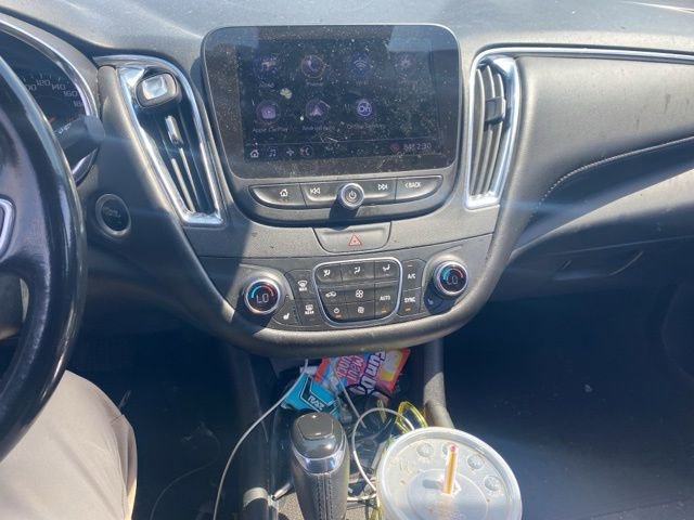 Used 2019 Chevrolet Malibu LT w/ LT Plus Package FWD image 13