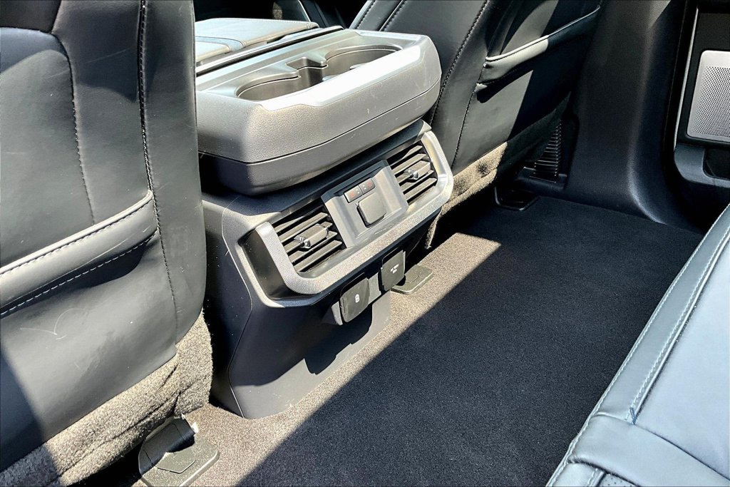 Certified 2024 Ford F150 Platinum w/ Equipment Group 702A High AWD/4WD image 13