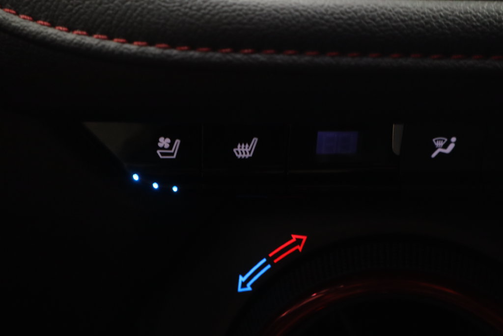 Used 2022 Chevrolet Blazer RS w/ Enhanced Convenience Package FWD image 27