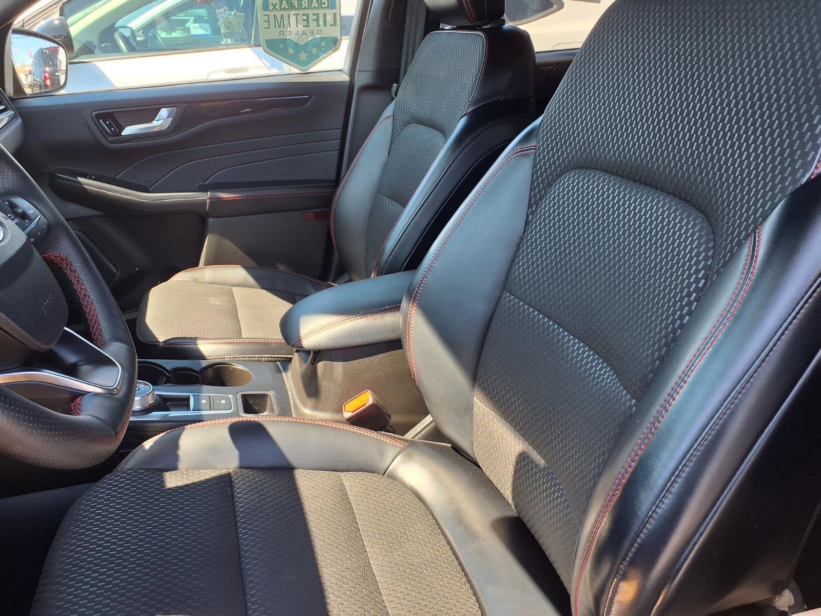 Certified 2024 Ford Escape ST-Line w/ Tech Pack #1 image 5