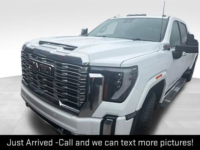 Used 2024 GMC Sierra 3500 Denali w/ Denali Reserve Package