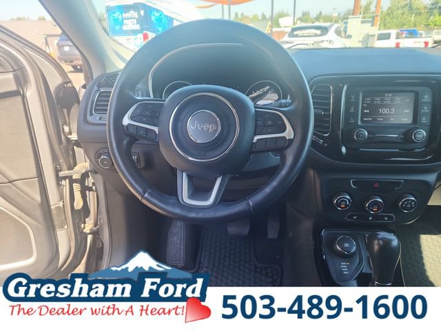 Used 2018 Jeep Compass Latitude AWD/4WD image 21