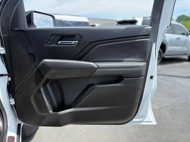 Used 2024 GMC Canyon Elevation w/ Convenience Package AWD/4WD image 16