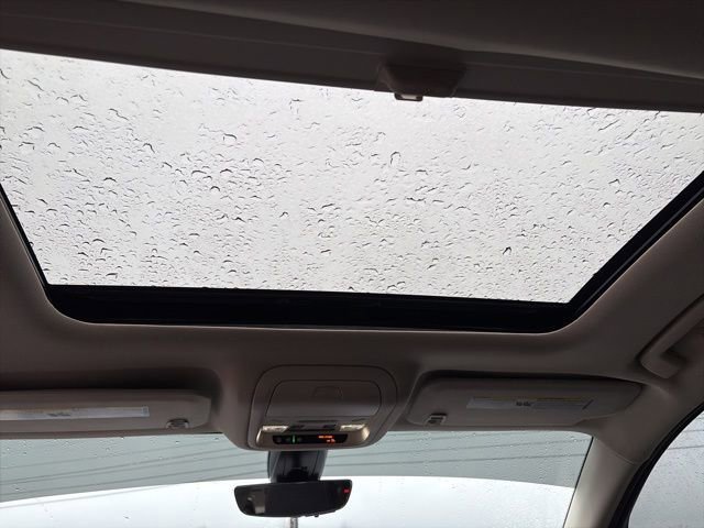 Used 2023 GMC Acadia Denali w/ Denali Technology Package image 29