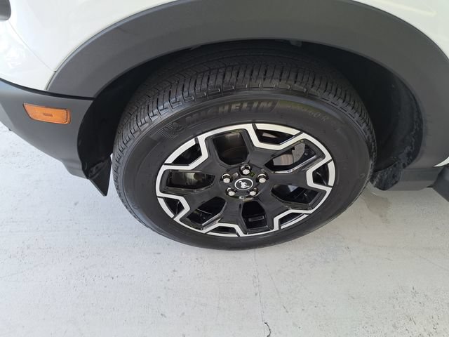 Certified 2025 Ford Bronco Sport Outer Banks w/ Outer Banks Tech Package+ AWD/4WD image 27