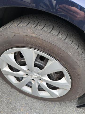 Used 2023 Toyota Corolla LE image 5