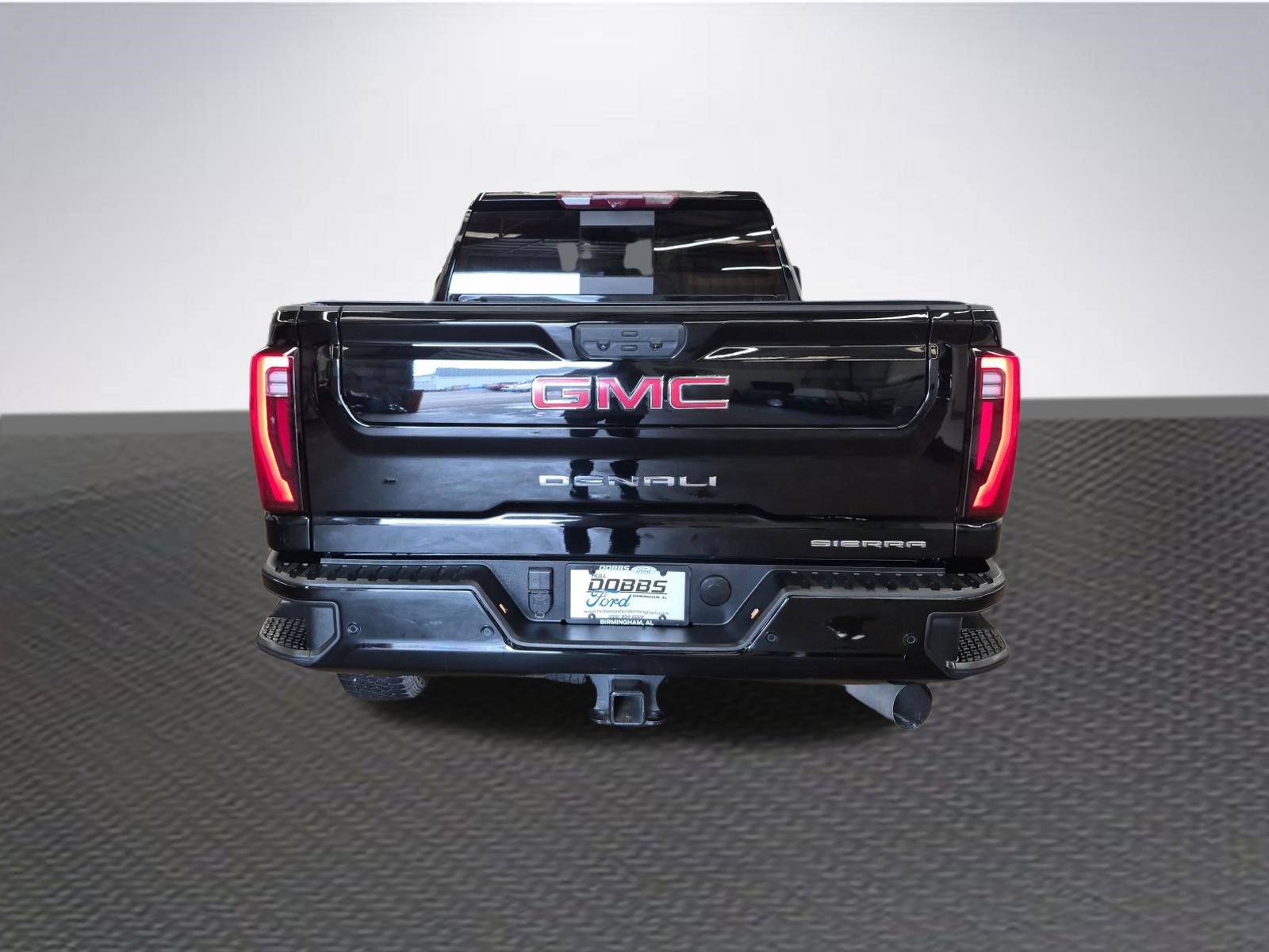 Used 2024 GMC Sierra 3500 Denali w/ Denali Reserve Package AWD/4WD image 6