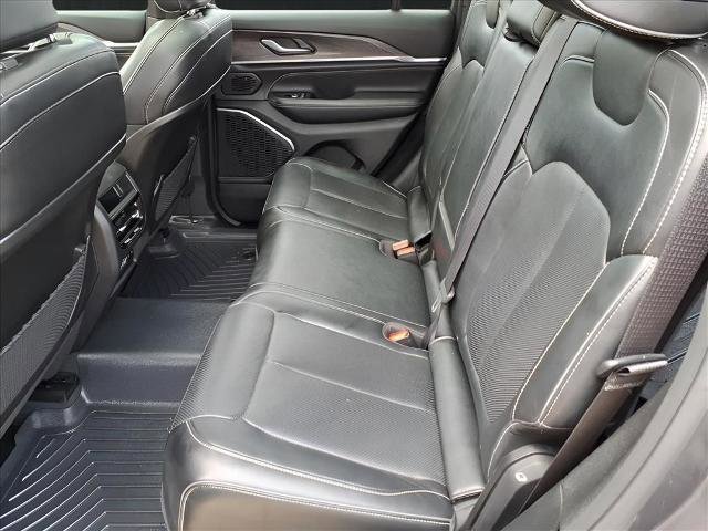 Used 2023 Jeep Grand Cherokee Overland image 19