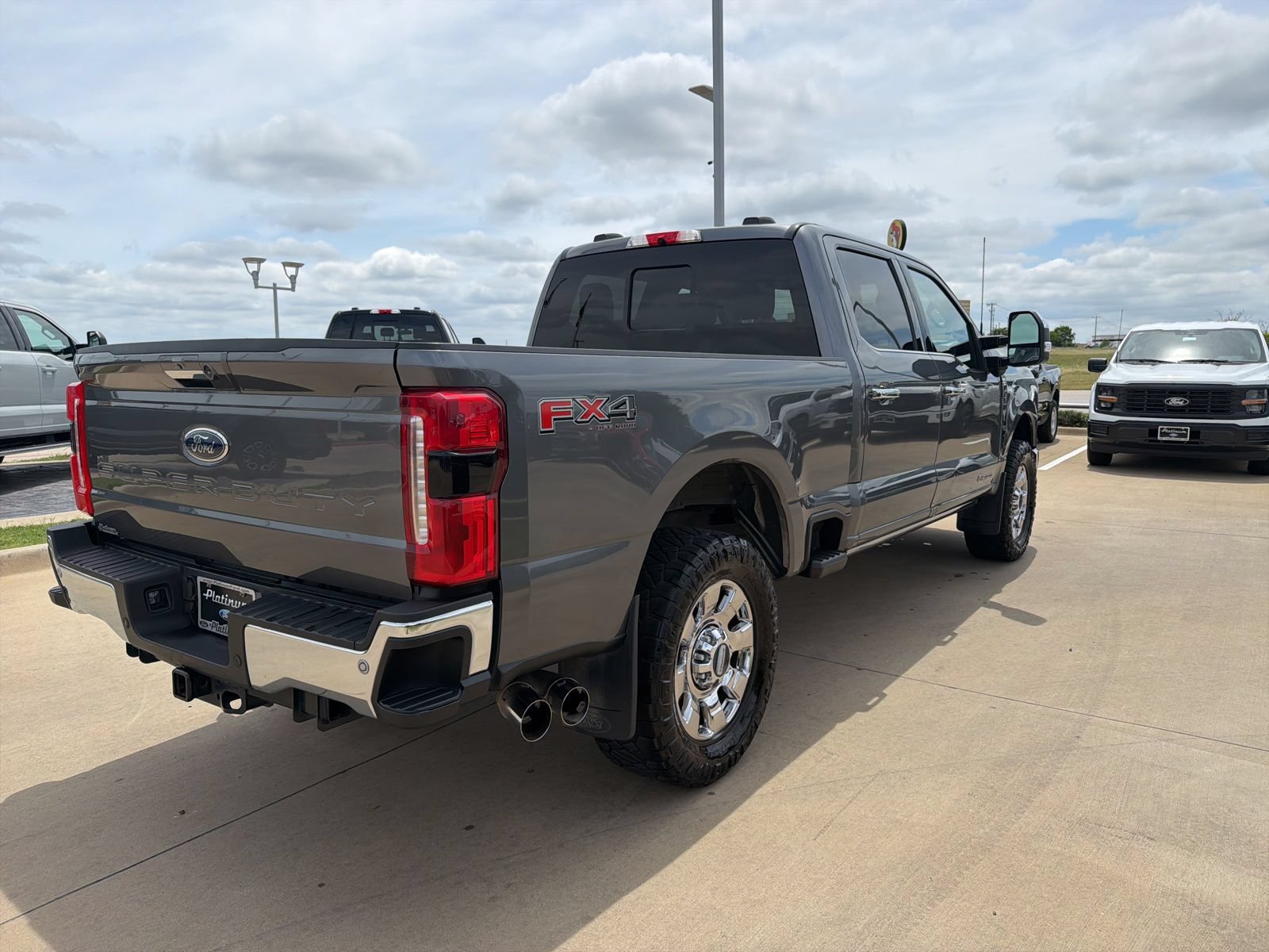 Certified 2023 Ford F250 Lariat w/ Lariat Ultimate Package AWD/4WD image 5