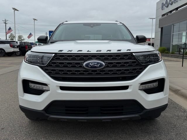 Certified 2023 Ford Explorer XLT w/ Equipment Group 202A AWD/4WD image 37