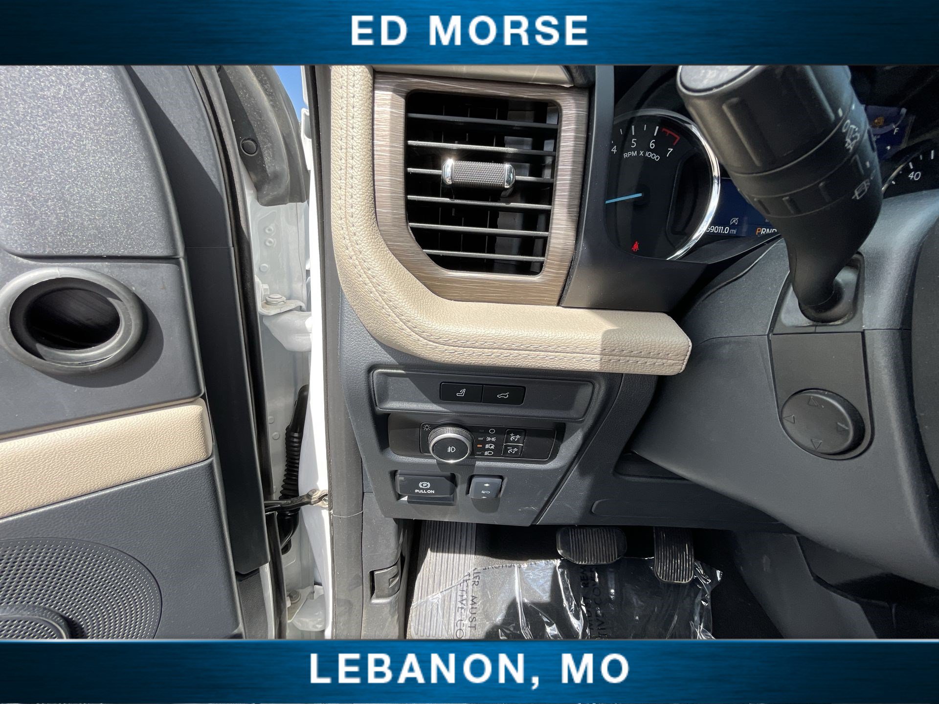 Certified 2024 Ford Expedition Limited AWD/4WD image 17