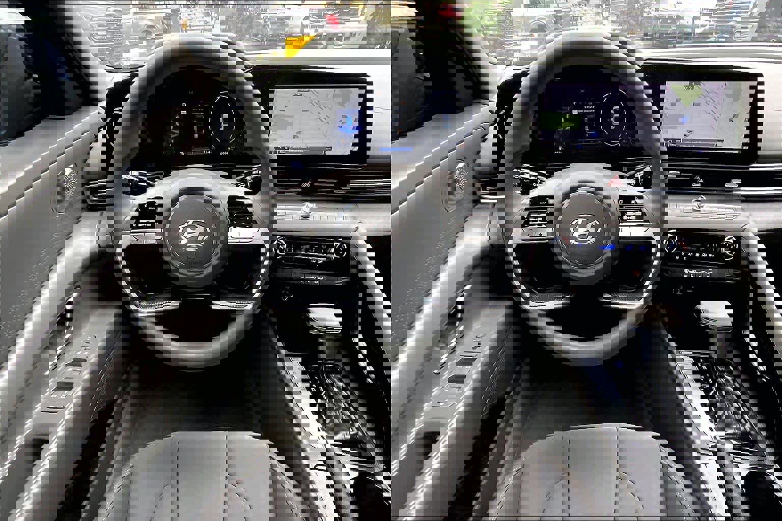 Used 2024 Hyundai Elantra SEL image 8