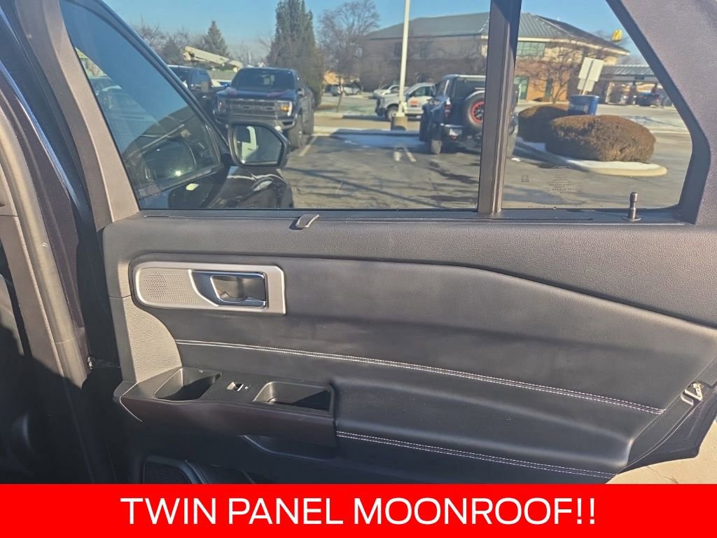 Certified 2020 Ford Explorer ST w/ Premium Technology Package image 32