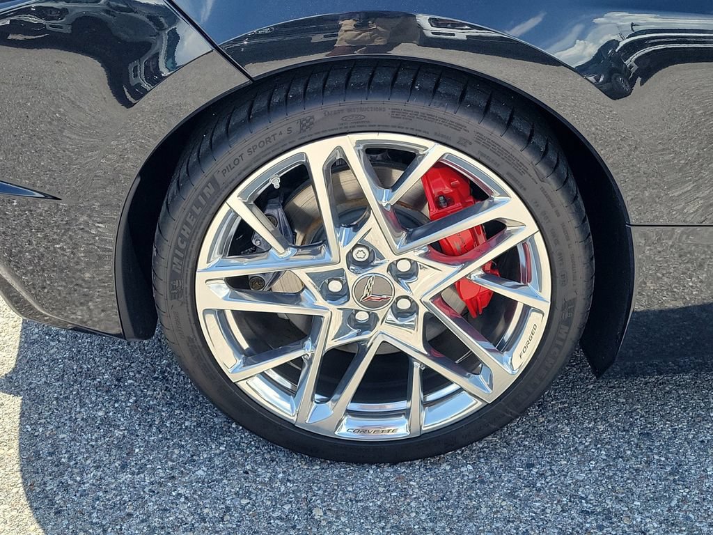 Used 2019 Chevrolet Corvette Stingray Convertible Z51 2LT RWD image 5