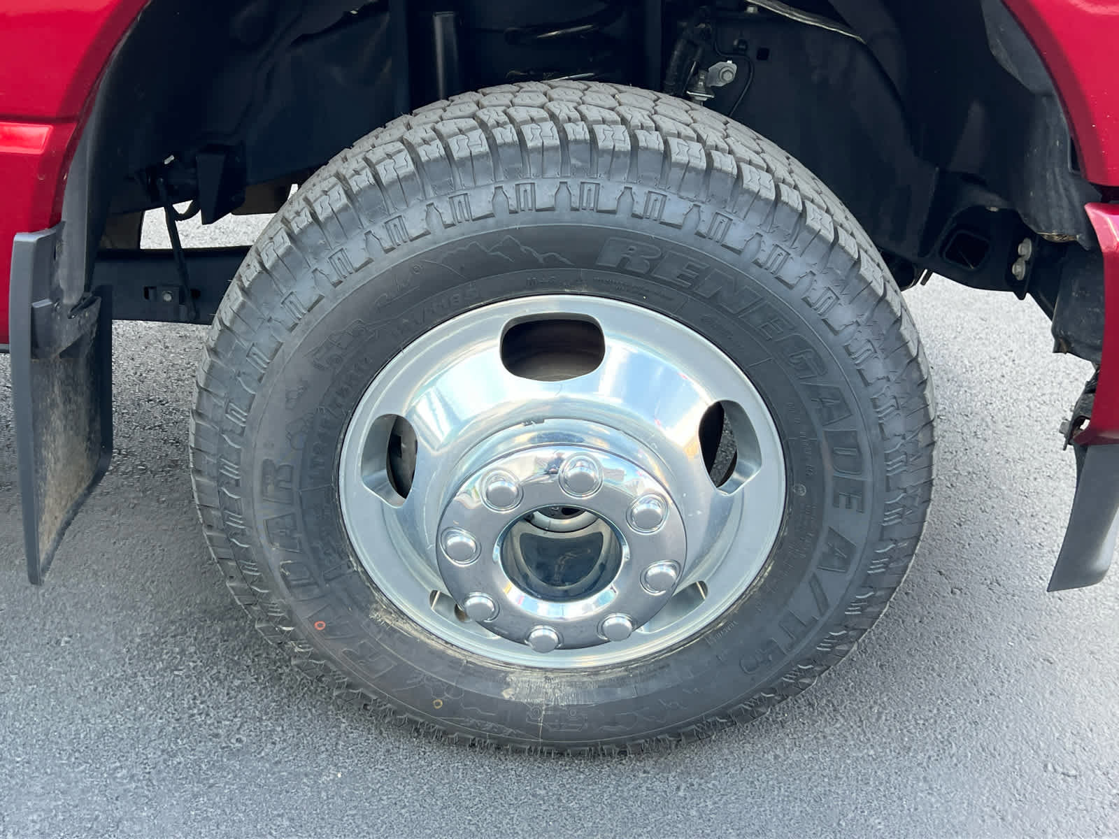 Certified 2025 Ford F350 Platinum image 16