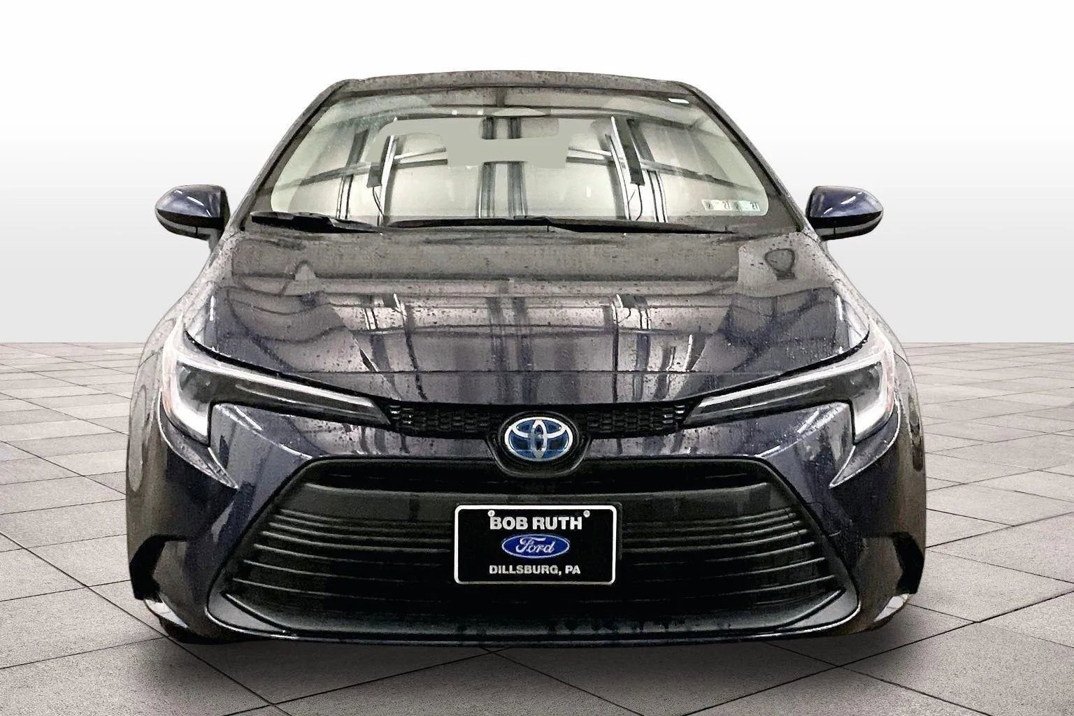 Used 2024 Toyota Corolla LE image 3