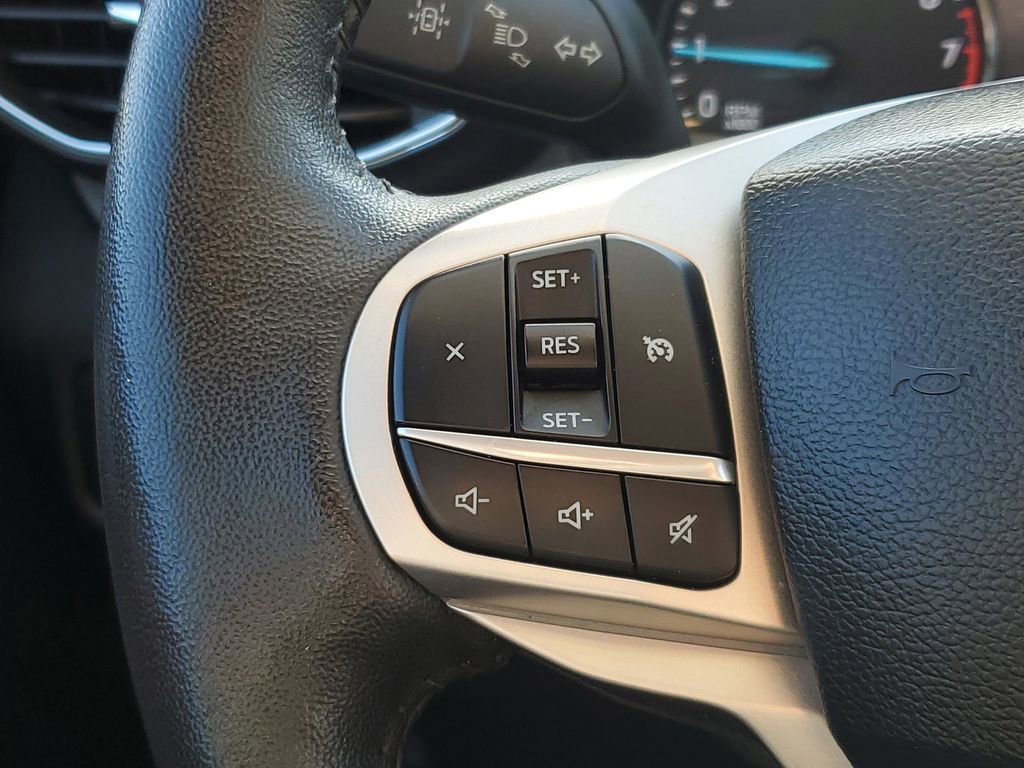 Certified 2023 Ford Explorer XLT w/ Equipment Group 202A image 13