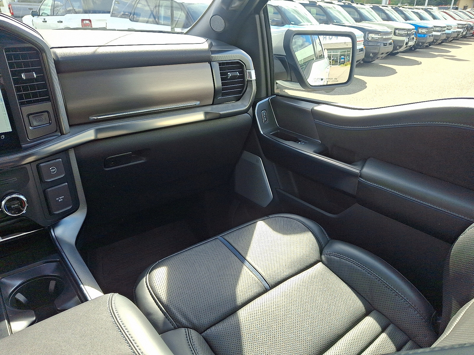 Certified 2025 Ford F150 Platinum w/ Equipment Group 702A High image 16