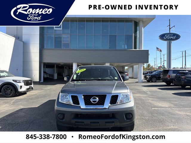Used 2019 Nissan Frontier SV AWD/4WD image 2