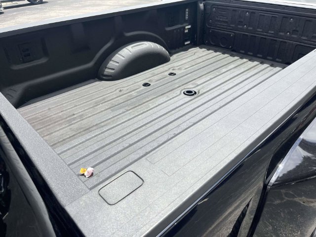 Certified 2025 Ford F450 Platinum w/ Platinum Plus Package AWD/4WD image 15