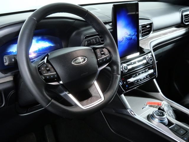 Certified 2023 Ford Explorer Platinum w/ Technology Package AWD/4WD image 20