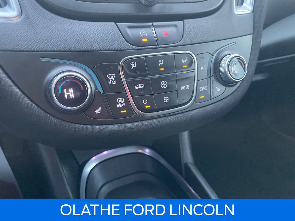 Used 2021 Chevrolet Malibu LT image 14