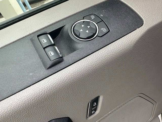 Certified 2022 Ford F250 XL w/ Power Equipment Group image 18