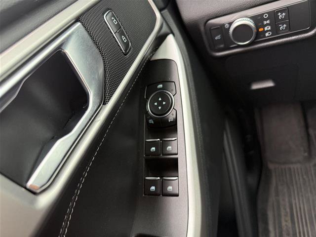 Certified 2022 Ford Explorer XLT AWD/4WD image 11