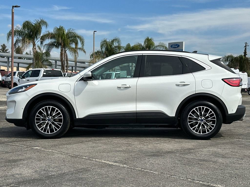Certified 2022 Ford Escape Titanium w/ Titanium Premium Package image 2