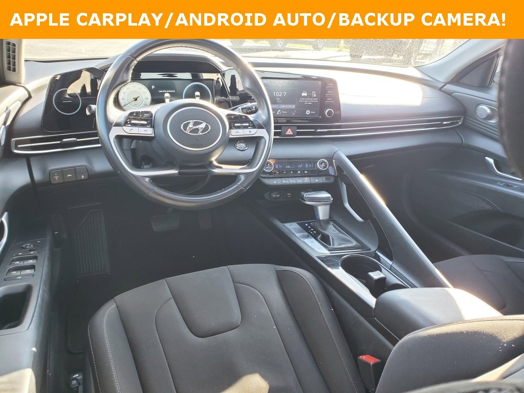 Used 2022 Hyundai Elantra SEL w/ Convenience + Premium Package image 7