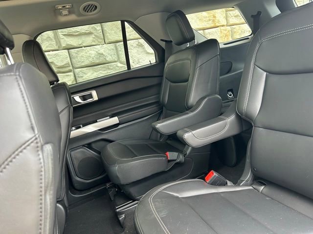 Certified 2023 Ford Explorer XLT w/ Equipment Group 202A image 9