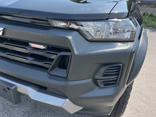Used 2025 Chevrolet Colorado Trail Boss AWD/4WD image 11