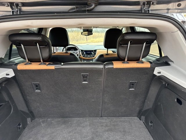 Used 2020 Chevrolet Trax LT w/ LT Convenience Package image 4