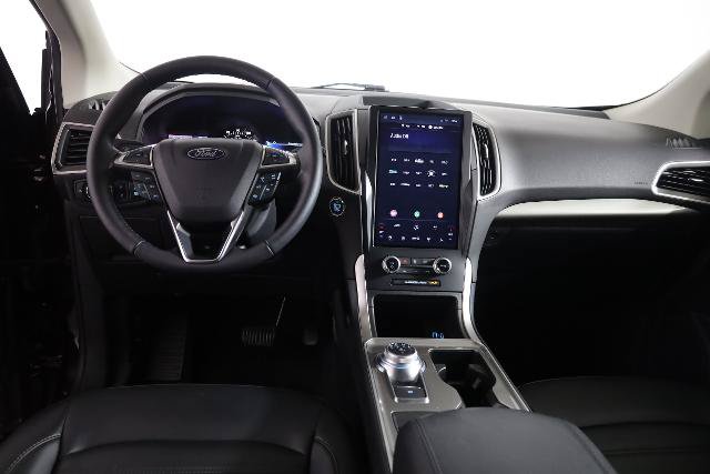 Certified 2024 Ford Edge SEL w/ Convenience Package AWD/4WD image 13