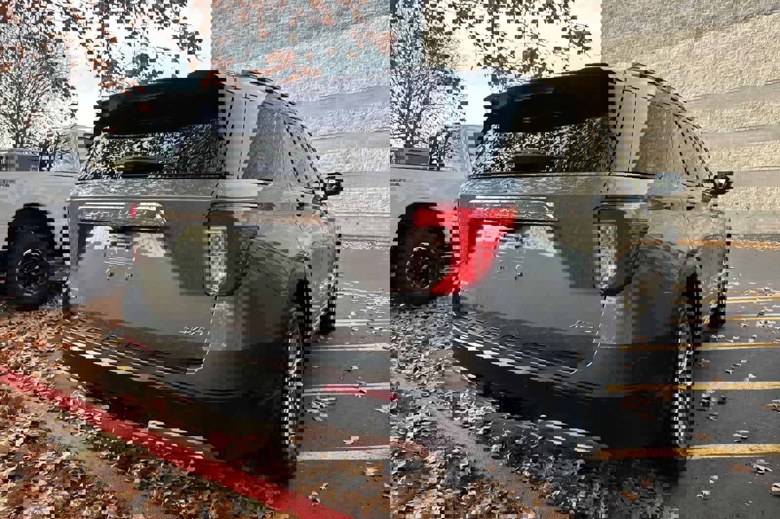 Certified 2023 Ford Explorer XLT w/ Equipment Group 202A video 2