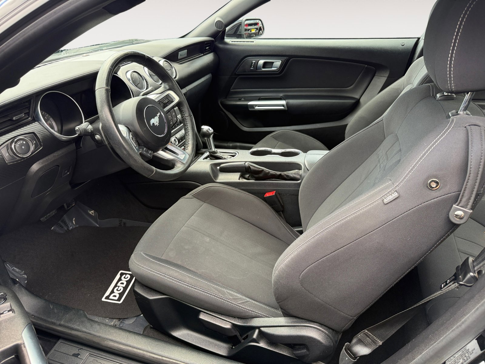 Certified 2022 Ford Mustang Coupe RWD image 10