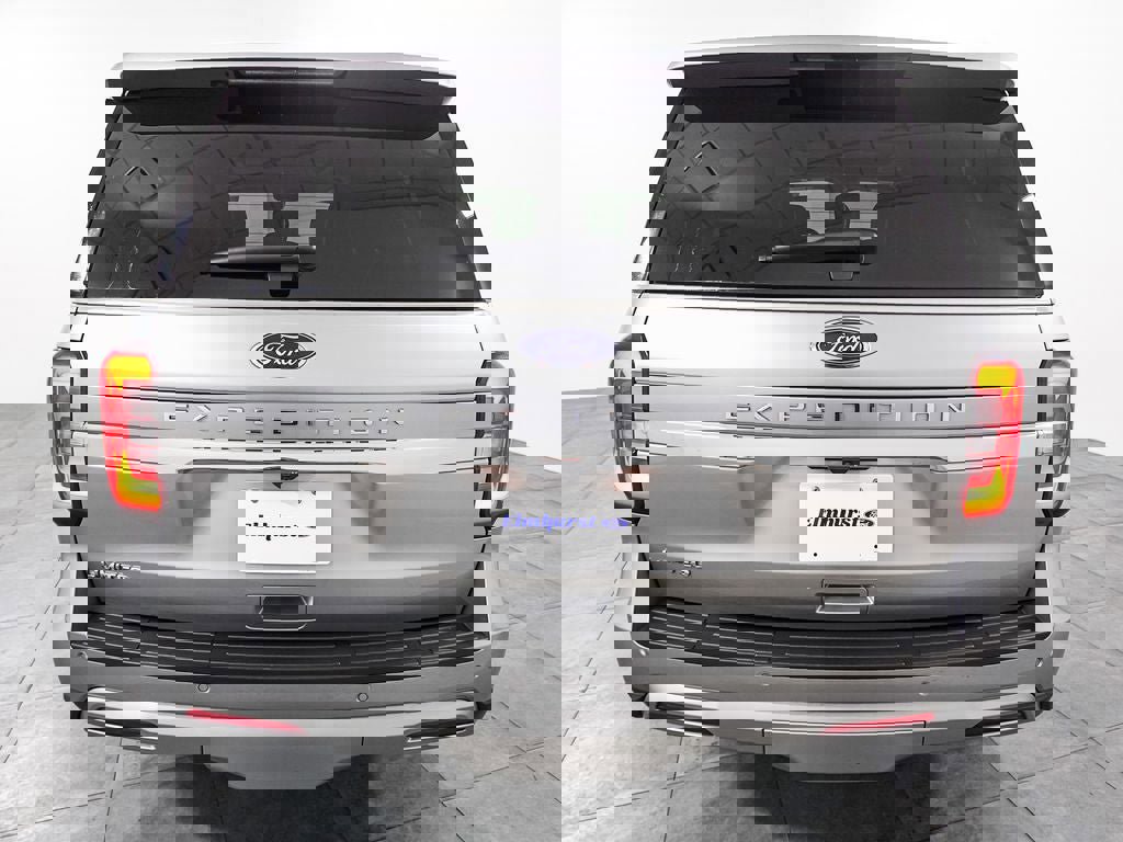 Certified 2024 Ford Expedition Limited image 3