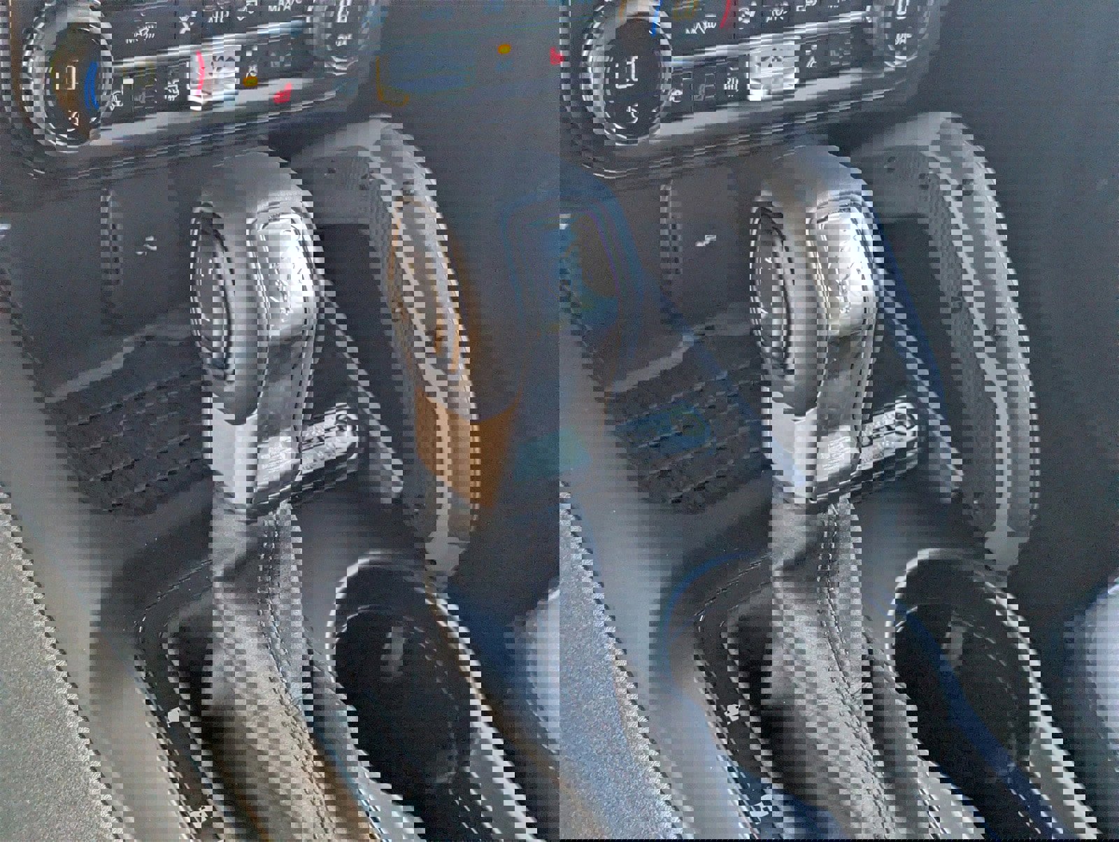 Certified 2024 Ford Bronco Outer Banks image 23