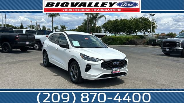 Certified 2024 Ford Escape ST-Line w/ Tech Pack #1 AWD/4WD image 1