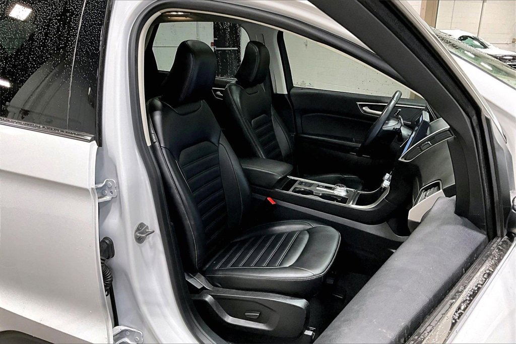 Certified 2022 Ford Edge SEL w/ Convenience Package image 7