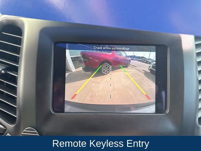 Used 2019 Jeep Cherokee Latitude w/ Popular Appearance Group image 19