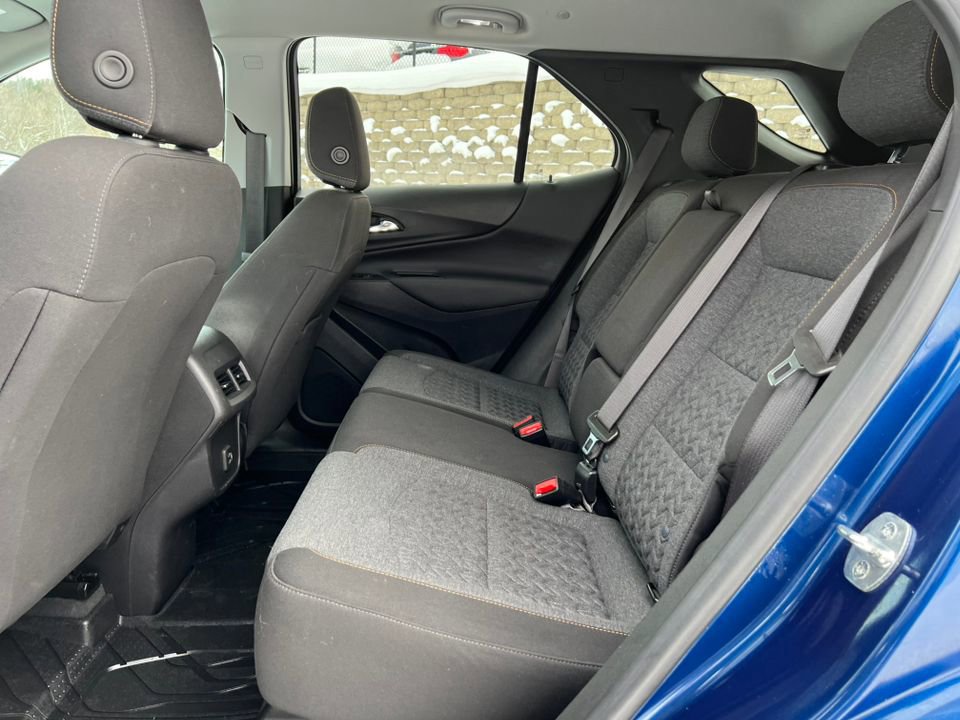 Used 2022 Chevrolet Equinox LT w/ LPO, Floor Liner Package image 10