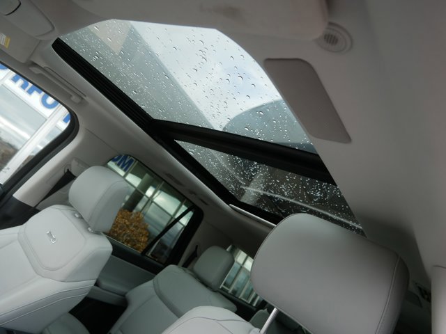 Certified 2025 Ford Expedition Max Platinum w/ Driver's Package image 13