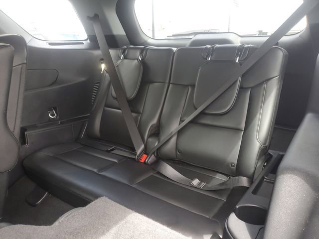 Certified 2023 Ford Explorer XLT w/ Equipment Group 202A AWD/4WD image 27