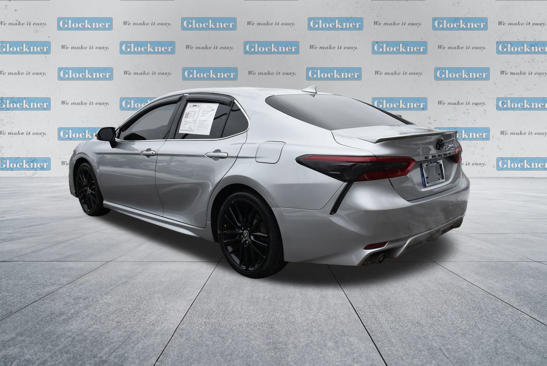 Used 2024 Toyota Camry XSE image 3